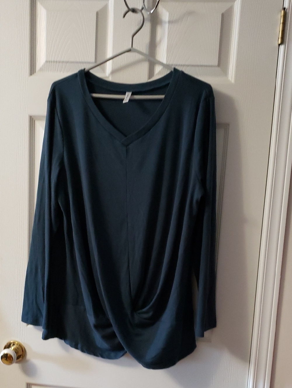 Women's Teal V-Neck Long Sleeve Twist-Hem Top